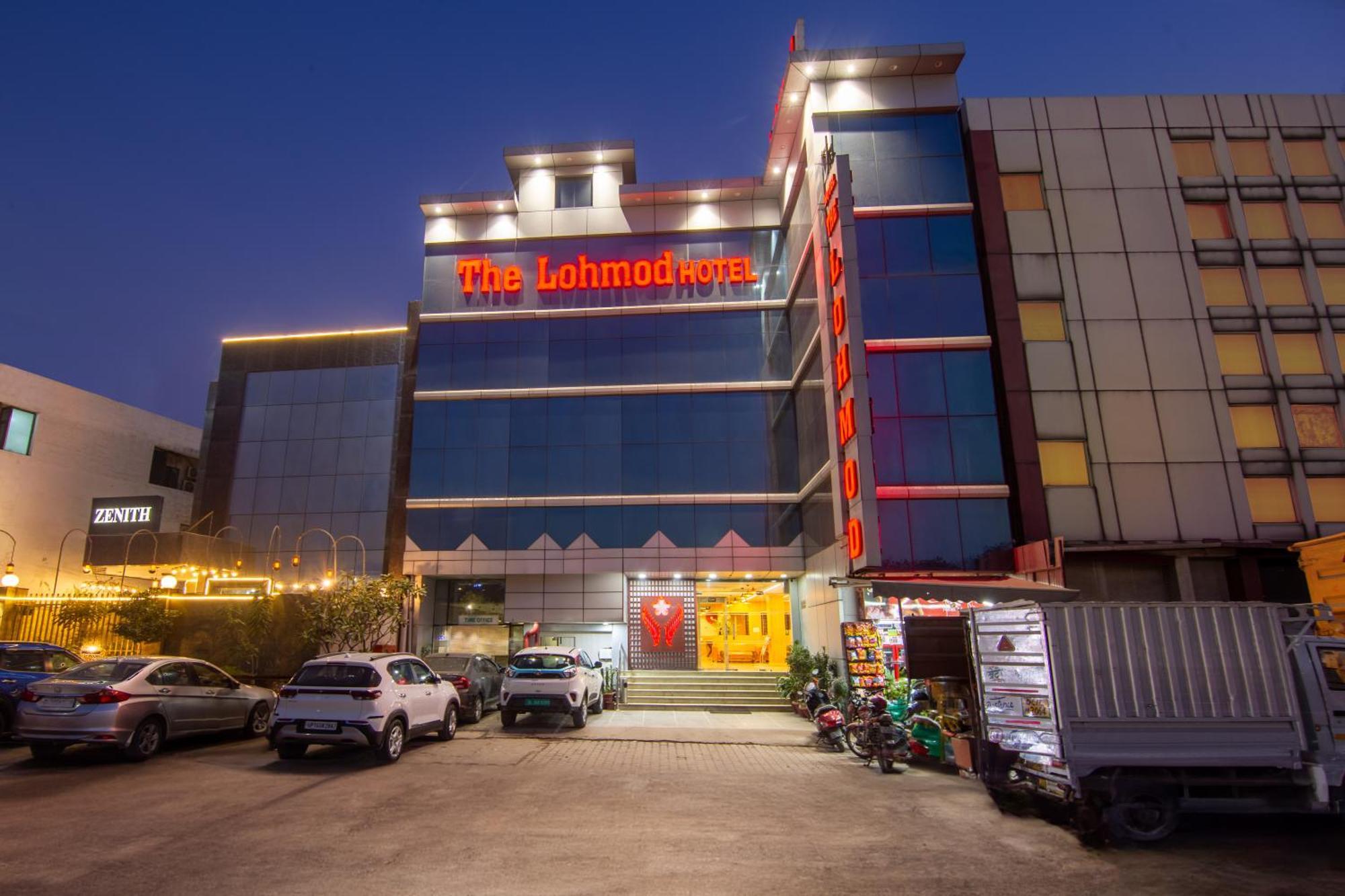 Hotel Lohmod At National Highway 8 - Free Airport Transffer Yeni Delhi Dış mekan fotoğraf